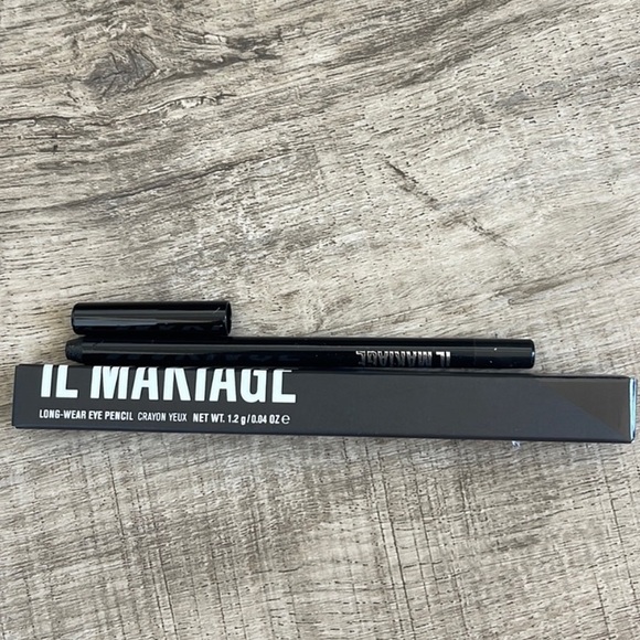 IL MAKIAGE LONG-WEAR EYE PENCIL in oreo shade - Picture 2 of 3